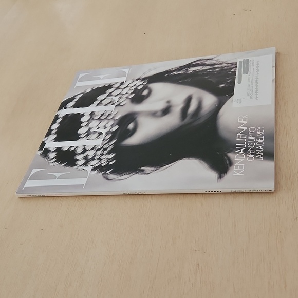 Kendall Jenner June 2018 Elle Magazine - Picture 2 of 5